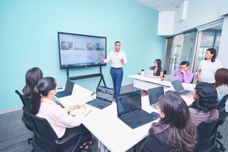 Em360tech Explained: Features, Search Intent, and Safer Alternatives