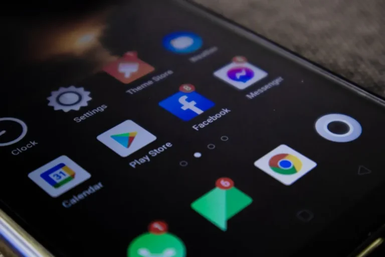 How to Install Apps Safely Without Risky Downloads